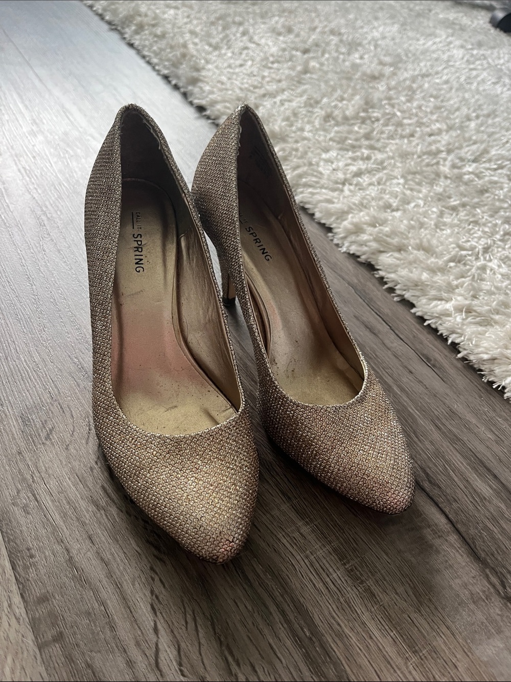 Women's Pointed Toe Glitter Heels in Rose Gold